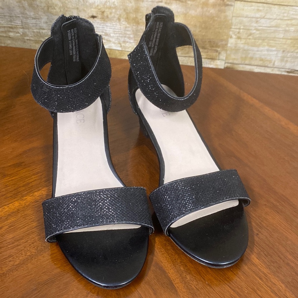 Black sparkle sandals for prom or formals size 5